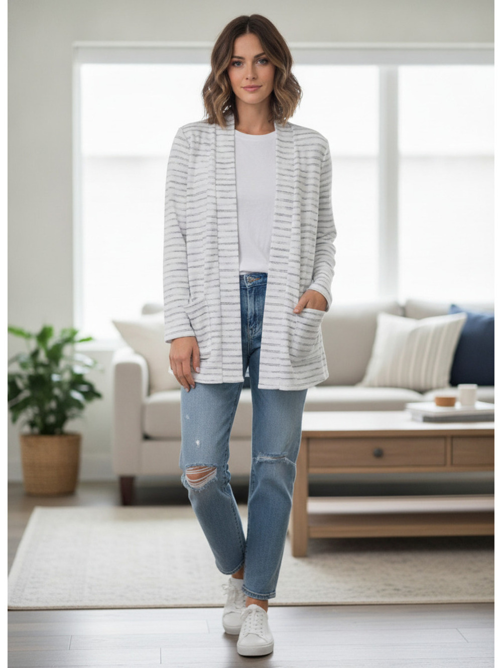 Belle by bcdelli White Grey Striped Open Cardigan Size Large L Knit Pockets